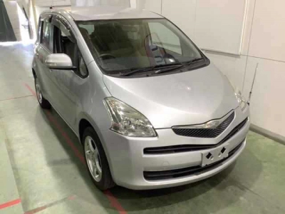 TOYOTA RACTIS