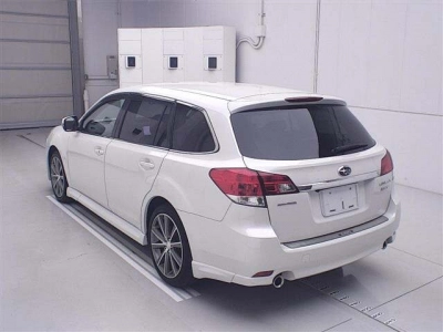 SUBARU LEGACY