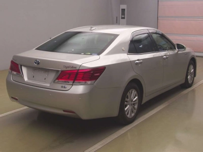 TOYOTA CROWN HYBRID