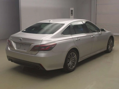TOYOTA CROWN HYBRID