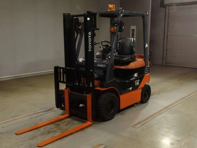 TOYOTA  FORKLIFT 