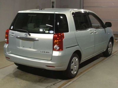 TOYOTA RAUM