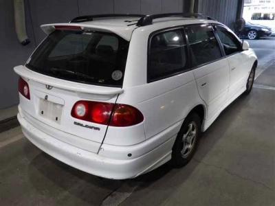 TOYOTA CALDINA