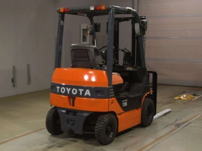 TOYOTA  FORKLIFT 