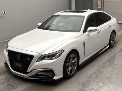 TOYOTA CROWN HYBRID