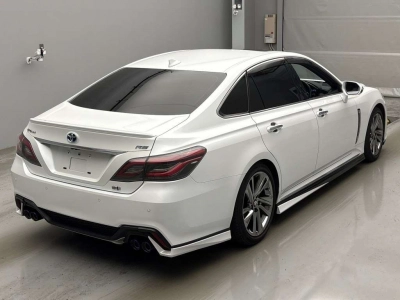 TOYOTA CROWN HYBRID