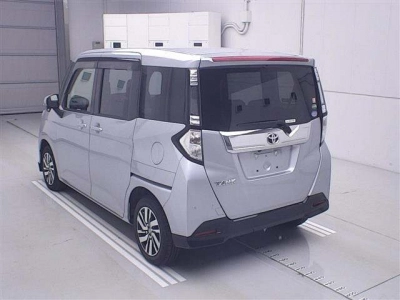 TOYOTA TANK