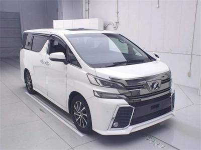 TOYOTA VELLFIRE