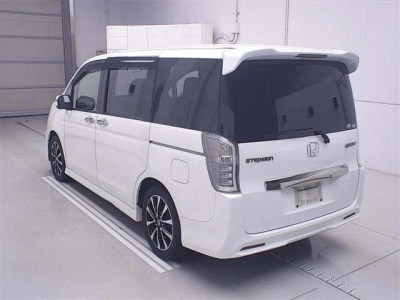 HONDA STEPWGN SPADA