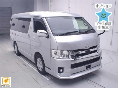 TOYOTA REGIUS ACE