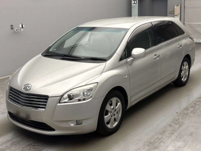 TOYOTA MARK X ZIO