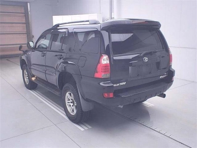 TOYOTA HILUX SURF