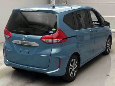 HONDA FREED HYBRID