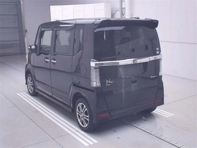 HONDA N BOX +