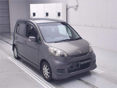 HONDA LIFE