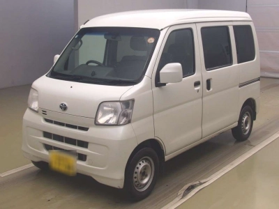 TOYOTA PIXIS VAN