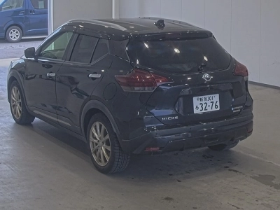 NISSAN KICKS