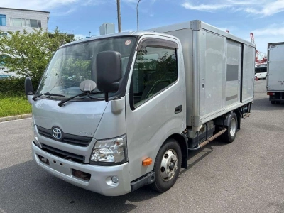 TOYOTA DYNA TRUCK