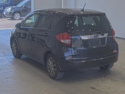 SUBARU TREZIA