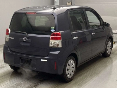 TOYOTA SPADE