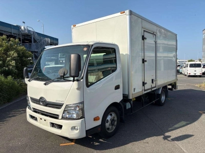 TOYOTA DYNA TRUCK
