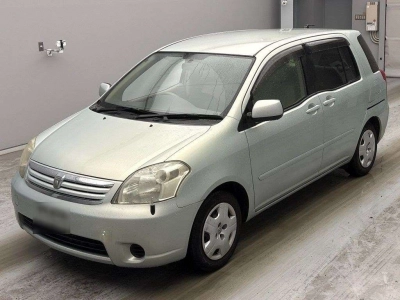 TOYOTA RAUM