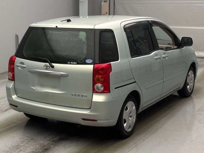 TOYOTA RAUM