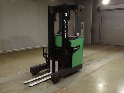 TOYOTA  FORKLIFT 