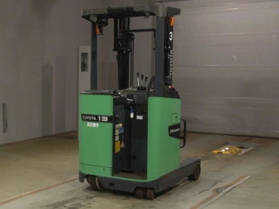 TOYOTA  FORKLIFT 