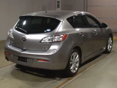 MAZDA AXELA SPORT