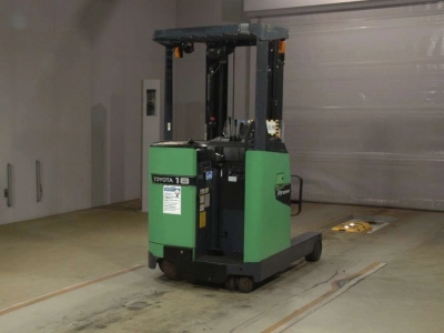 TOYOTA  FORKLIFT 