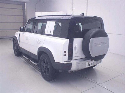 LAND ROVER DEFENDER