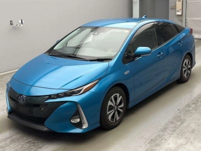 TOYOTA PRIUS PHV