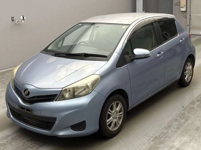 TOYOTA VITZ