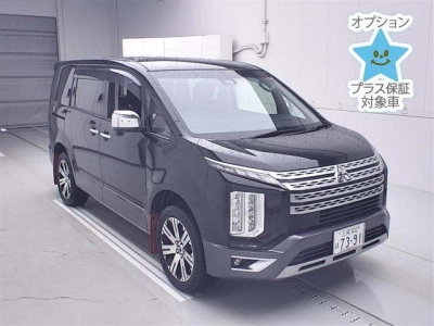 MITSUBISHI DELICA D:5