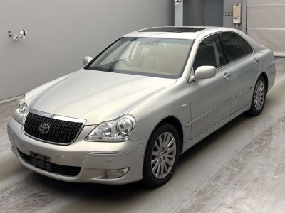 TOYOTA CROWN MAJESTA