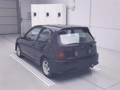 TOYOTA STARLET