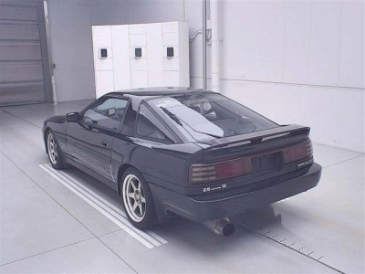 TOYOTA SUPRA