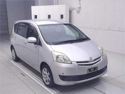 TOYOTA PASSO SETTE