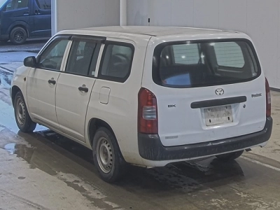 TOYOTA SUCCEED VAN