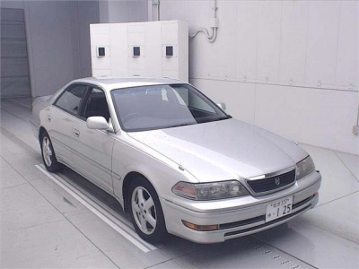TOYOTA MARK II