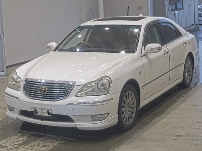 TOYOTA CROWN MAJESTA