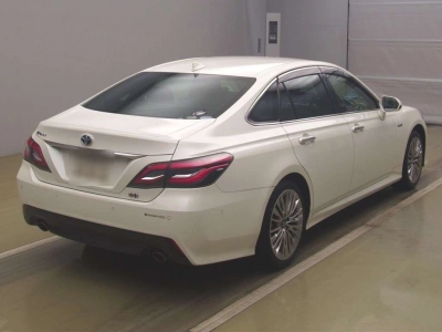 TOYOTA CROWN HYBRID