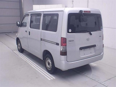 TOYOTA TOWN ACE