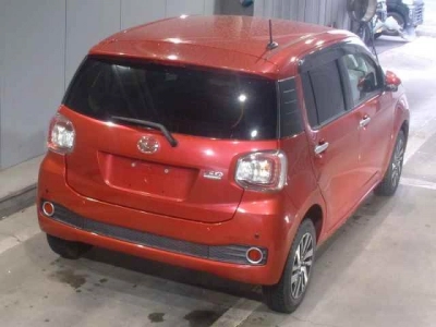 DAIHATSU BOON