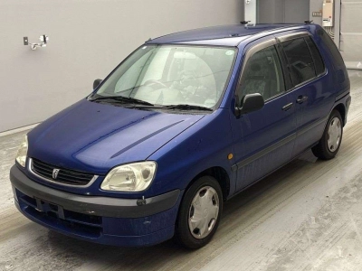 TOYOTA RAUM