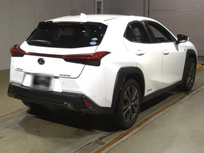 LEXUS UX