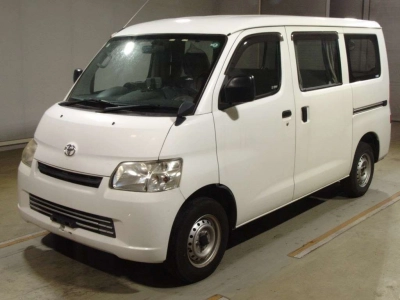 TOYOTA LITE ACE VAN
