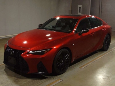 LEXUS IS
