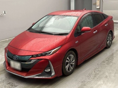 TOYOTA PRIUS PHV